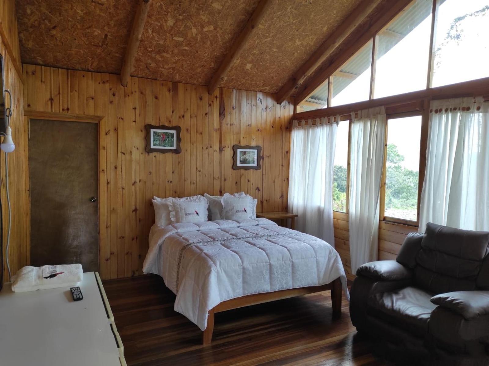 Hassinger Ranch Cabanas Oxapampa Cameră foto